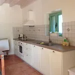 Spacious With View 10 Mins Walk To The Methoni (Messenia)