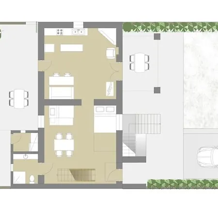 Spacious With View 10 Mins Walk To The Villa *